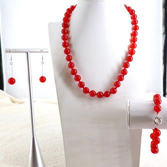 Jewelry - Red Necklace, Bracelet, Earring Set Glass Beads Fancy Clasp 18" - 21" NWOT Mint